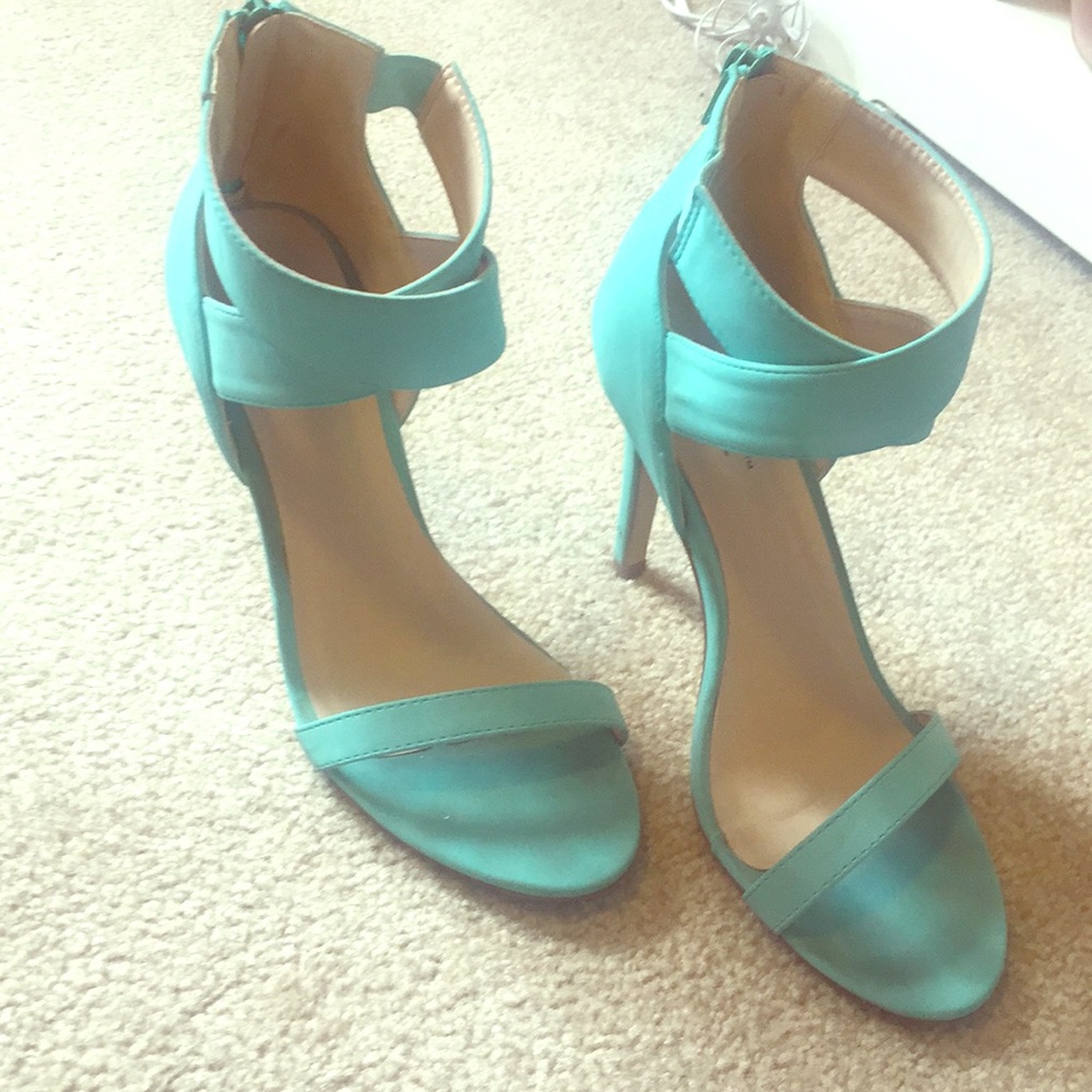 Teal high heels from online store Lulus